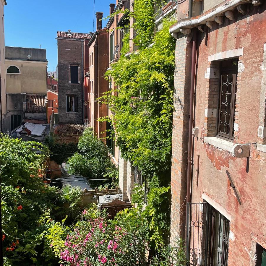 Ca' Little Beauty Apartment Venecia Exterior foto